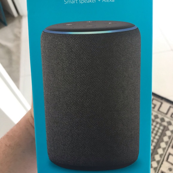 Alexa Echo and 2 Echo dots - Picture 2 of 6